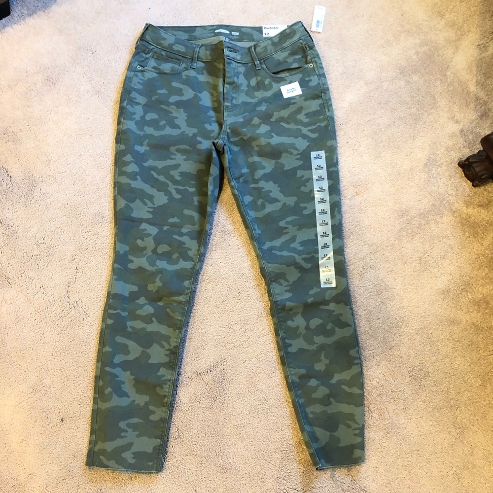 Old Navy Rockstar Super Skinny Camo Jeans